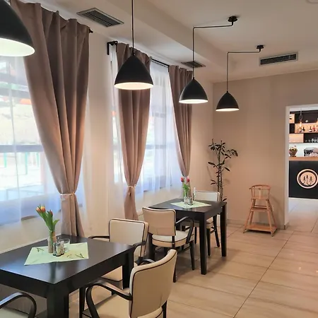 Hotell Hotel Ambra 4*