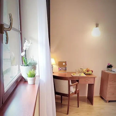 Otel Ambra