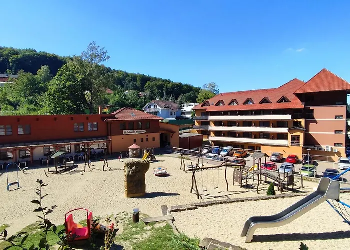 Ambra 4*